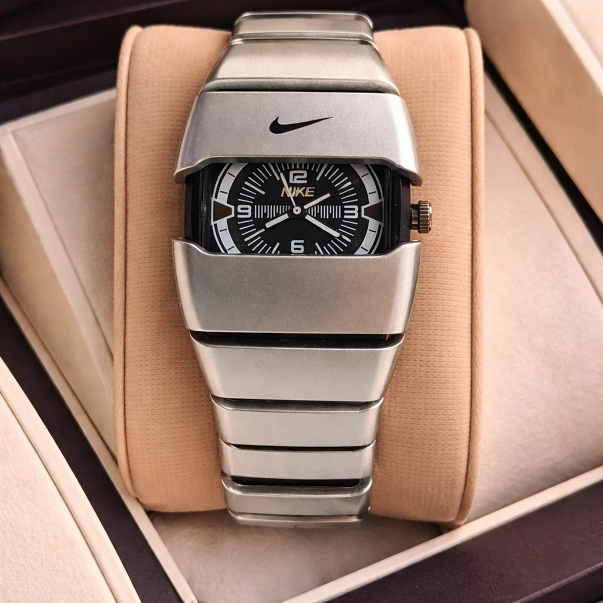 Premium Unisex Stylish Watch – Luxury Design - Nike Watch Model 9090 Full Silver Dial Black Or White -  এক পিস ব্যাটারি ফ্রি