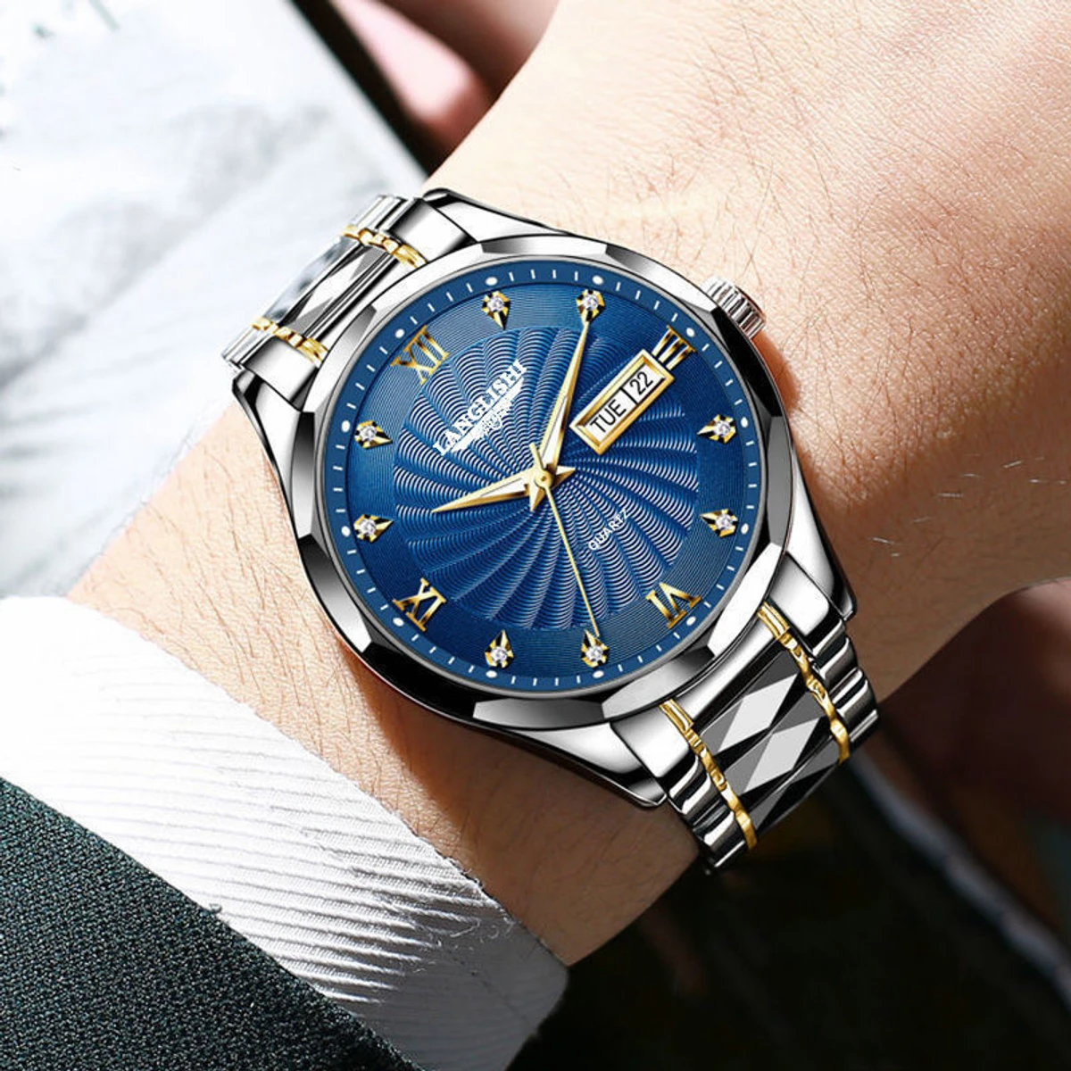 LUXUREY  LANGLISHI  CODE: 2023  PREMIUM Fashion Men Wristwatch (1Year Warranty)  WHITE OR BLUE
