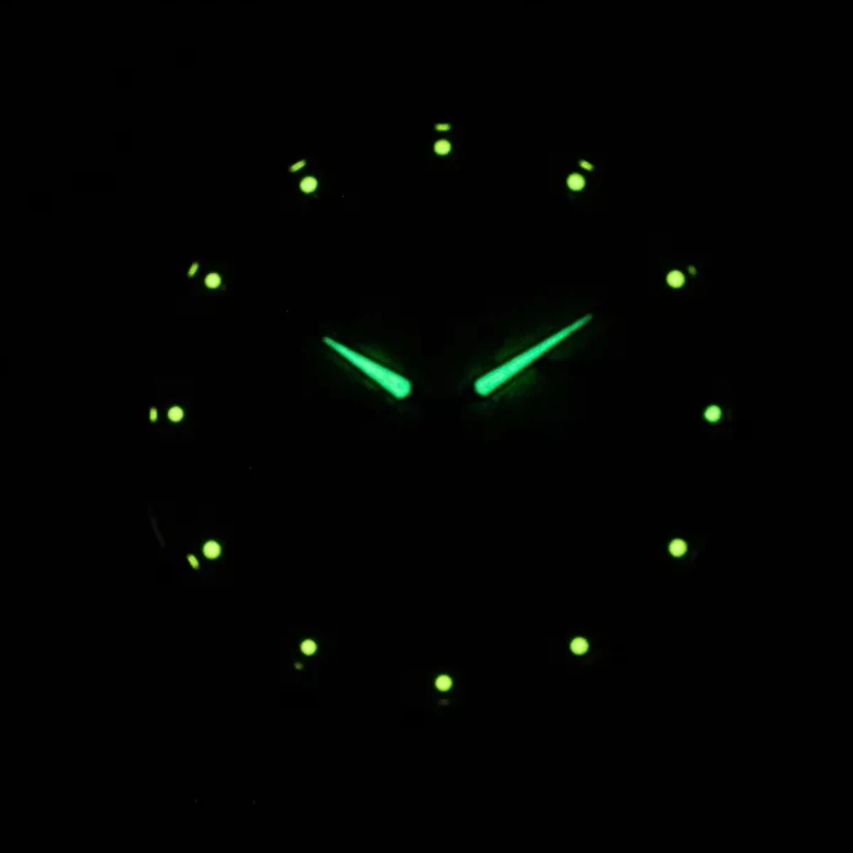 POEDAGAR WATCH MODEL 3030 Full Golden Colour Watch For Man + এক পিস ব্যাটারি ফ্রি।