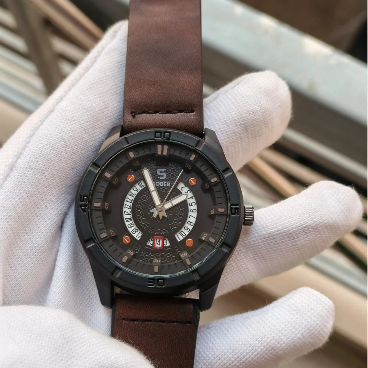 Sober Watch Model 995 Premium Watch Belt Coffee Dial Black Colour Watch For Man + এক পিস ব্যাটারি ফ্রি।