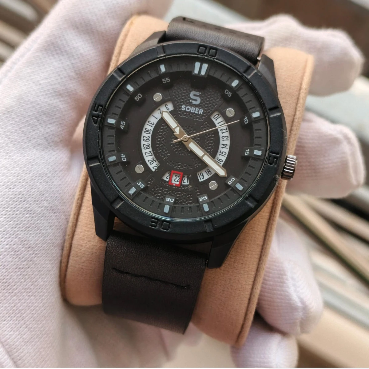 Sober Watch Model 995 Premium Watch Belt Ash Dial Black Colour Watch For Man + এক পিস ব্যাটারি ফ্রি।