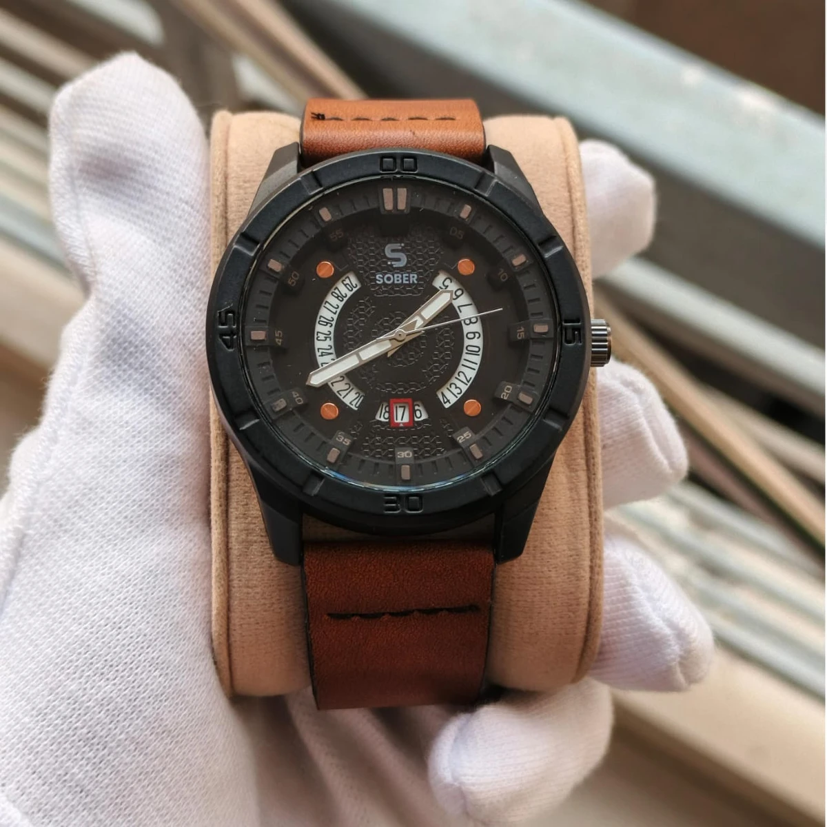 Sober Watch Model 995 Premium Watch Belt Brown Dial Black Colour Watch For Man + এক পিস ব্যাটারি ফ্রি।
