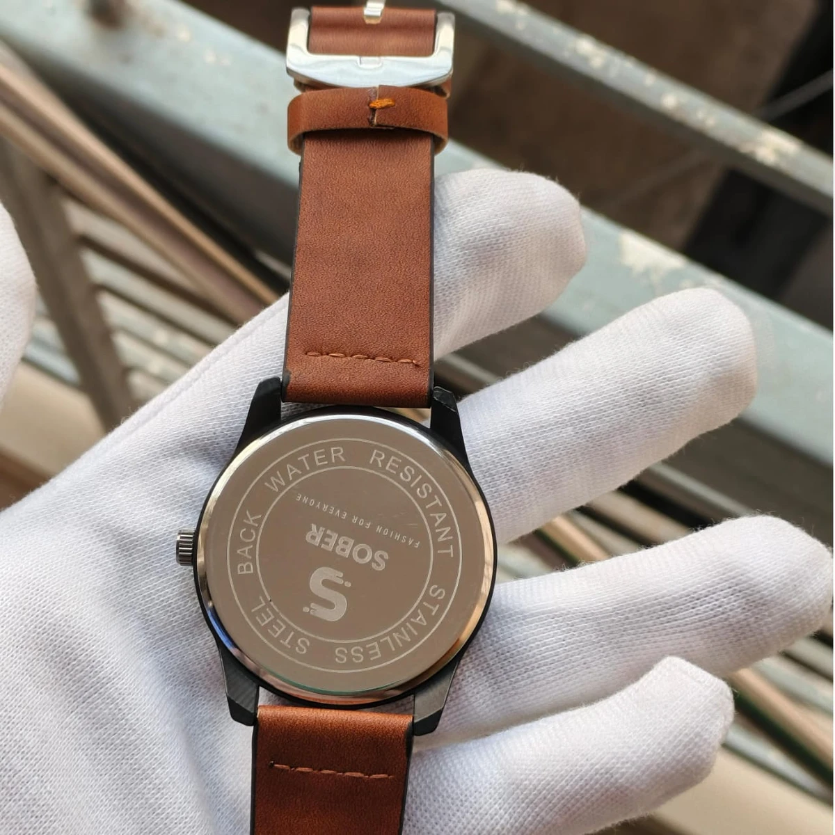 Sober Watch Model 995 Premium Watch Belt Brown Dial Black Colour Watch For Man + এক পিস ব্যাটারি ফ্রি।