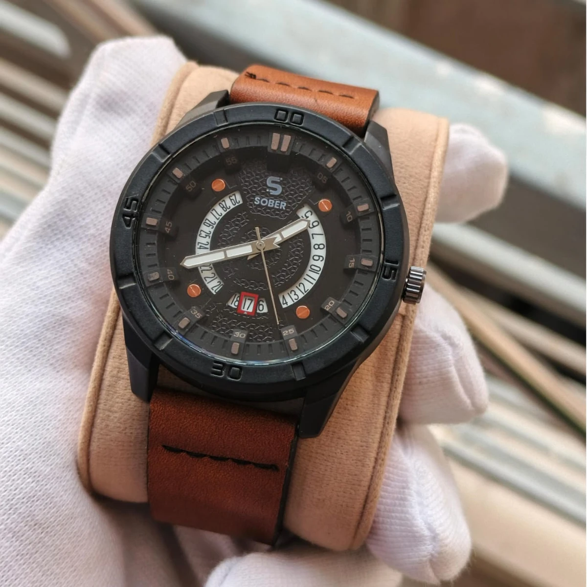 Sober Watch Model 995 Premium Watch Belt Brown Dial Black Colour Watch For Man + এক পিস ব্যাটারি ফ্রি।