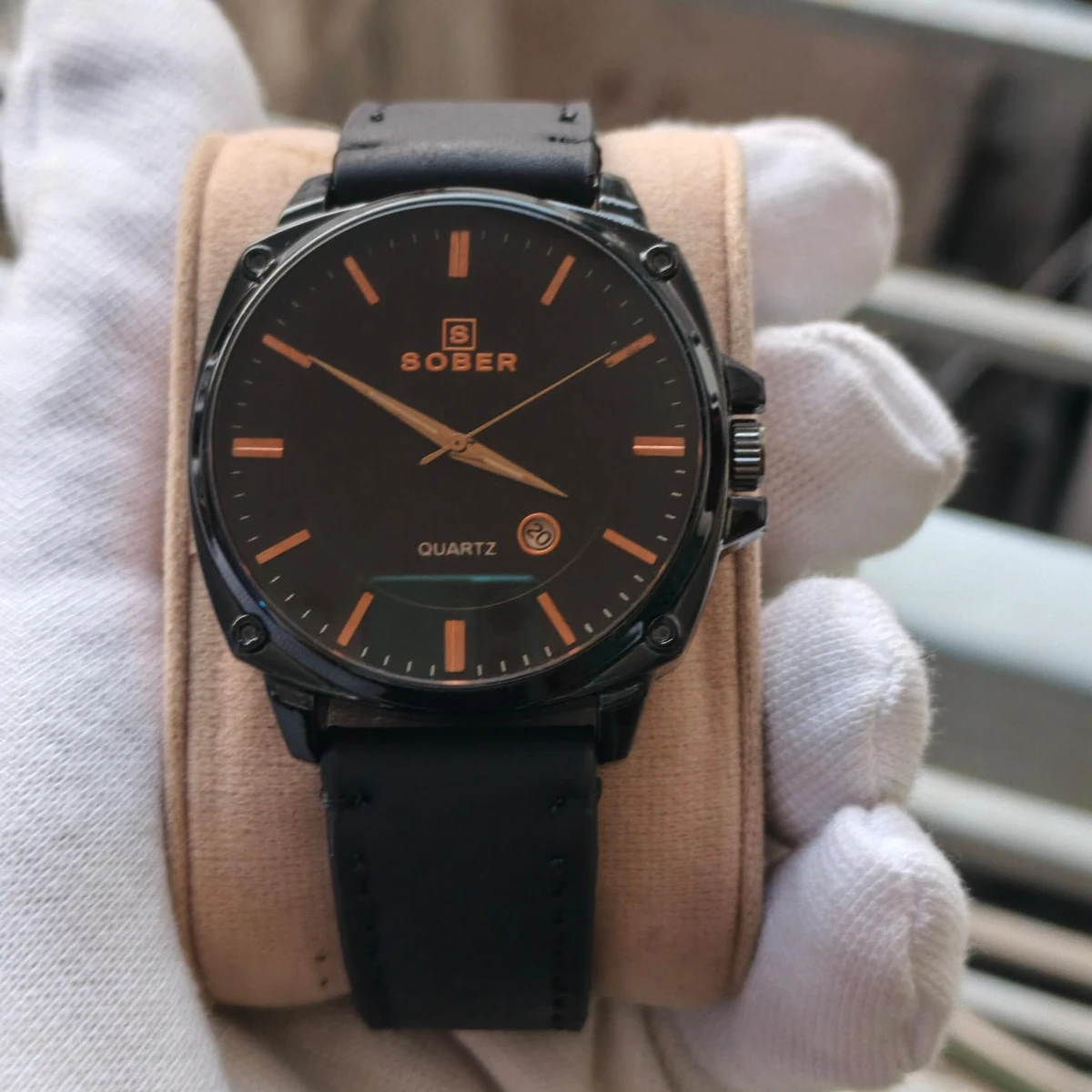 Sober Watch Model 985 Premium Watch Belt Black Dial Black Colour Watch For Man + এক পিস ব্যাটারি ফ্রি।
