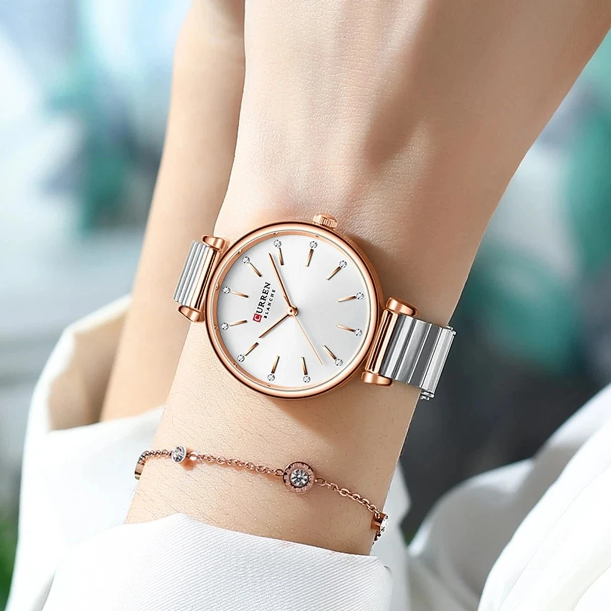 Curren Women Watch Model 9081 Silver Chain Round Rose Golden Dial White Colour Watch For Ladis